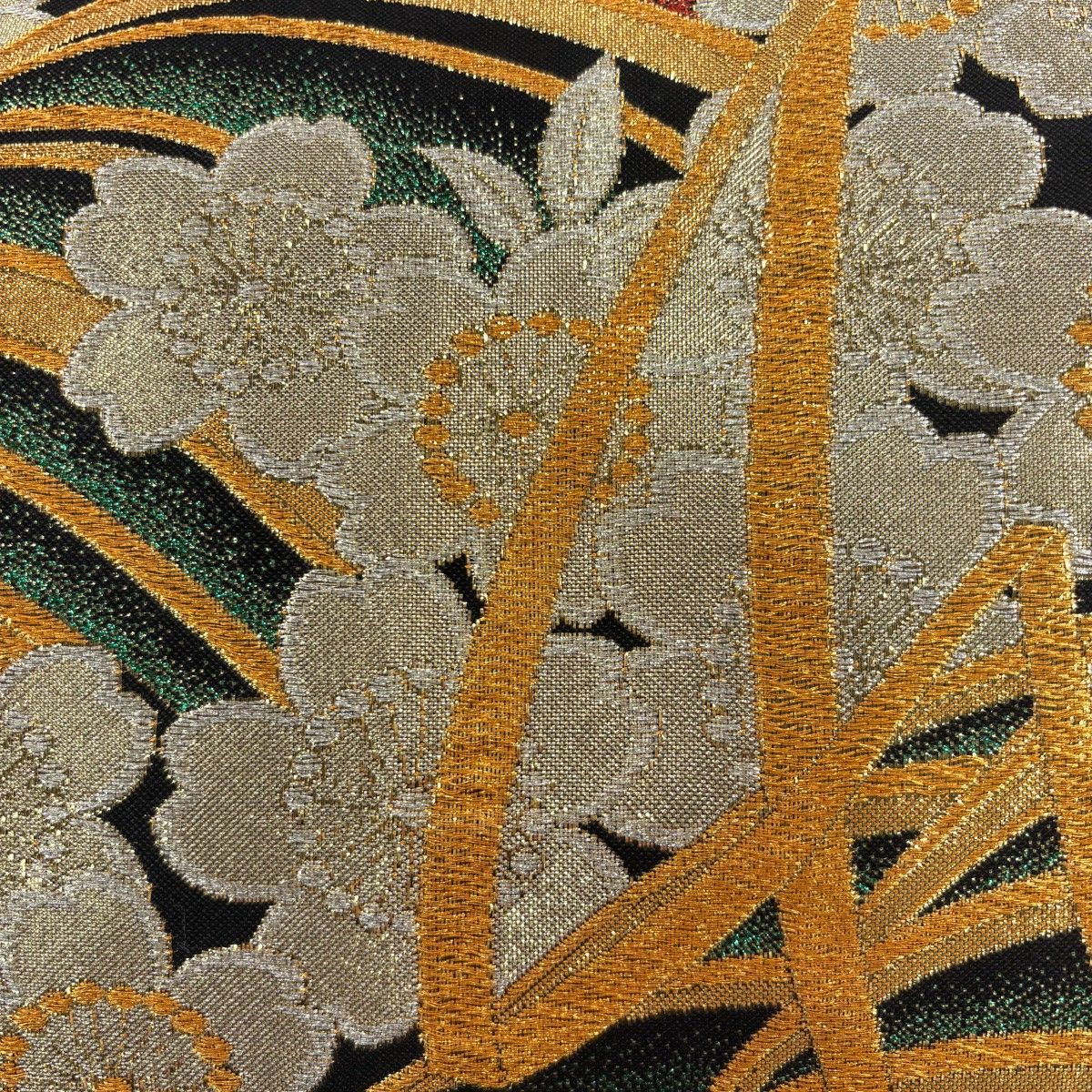 A 44美品袋帯 六通柄 金銀糸　流水花 桜　振袖向き　正絹 美品 着物 袋帯 秀品 振袖向き 桜 波 箔 金銀糸 金色 六通 正絹 【中古】 - メルカリ