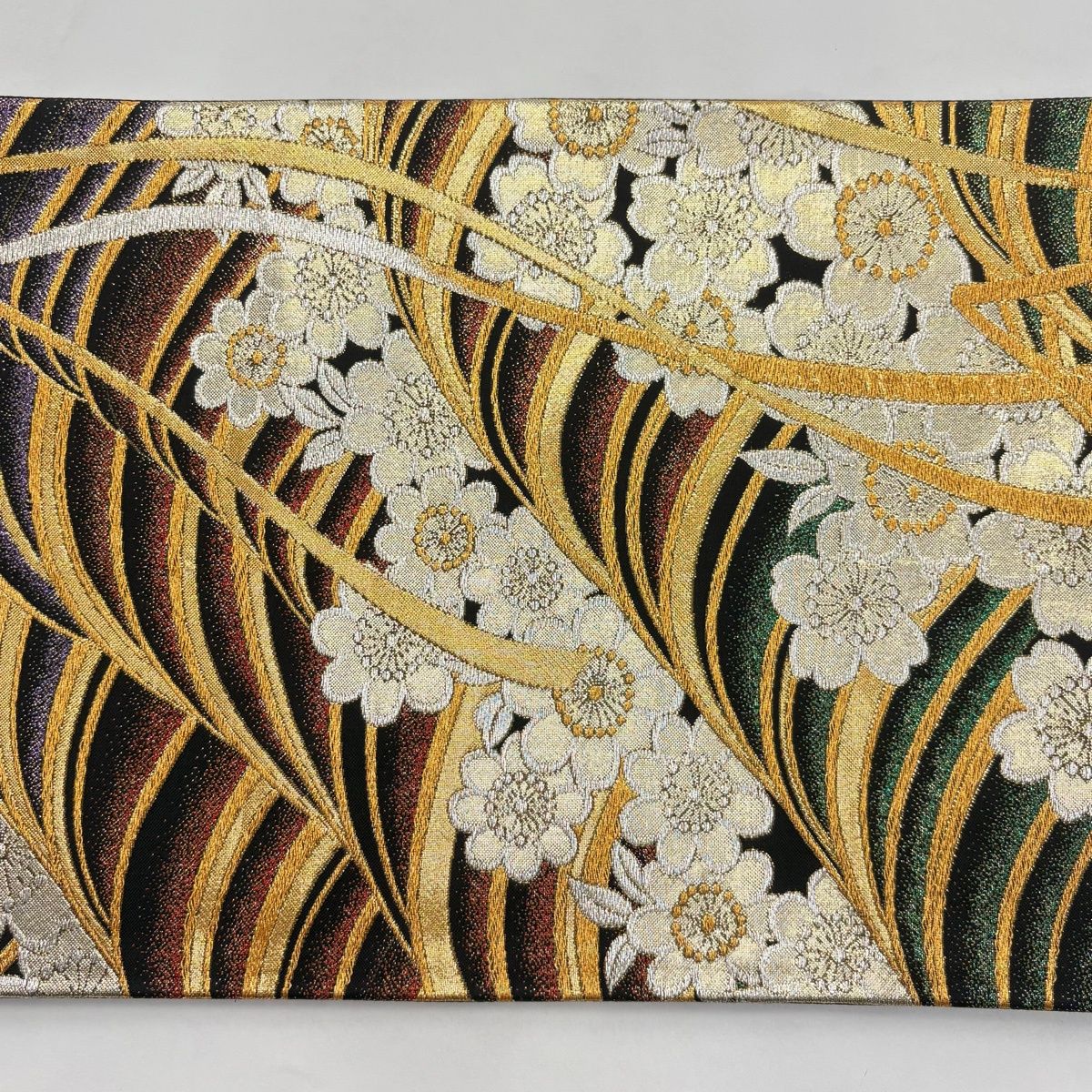 A 44美品袋帯 六通柄 金銀糸　流水花 桜　振袖向き　正絹 美品 着物 A 44美品袋帯 六通柄 金銀糸 流水花 桜 振袖向き 正絹 美品 着物