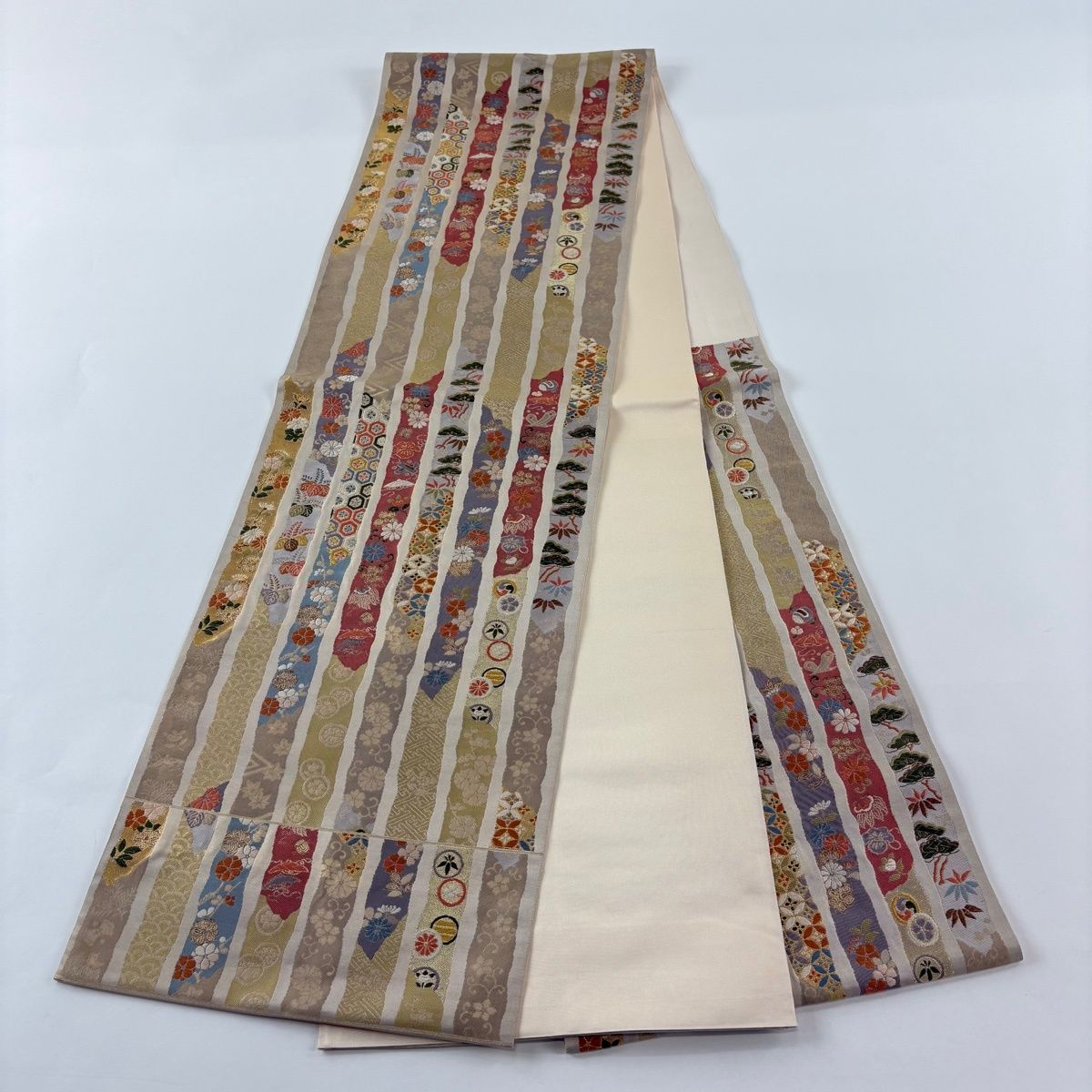 美品】 袋帯 秀品 松竹梅 七宝 金糸 薄茶色 六通 正絹 【中古】 - メルカリ