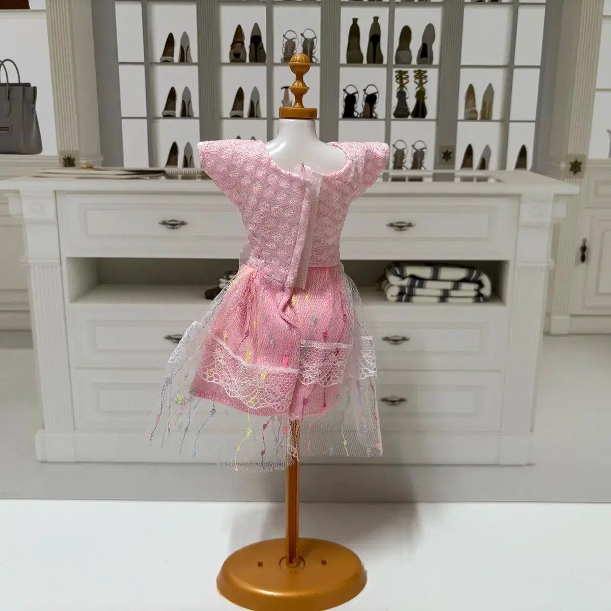 人形服 ピンク色 レース レイ リー IN 装飾 ドレス