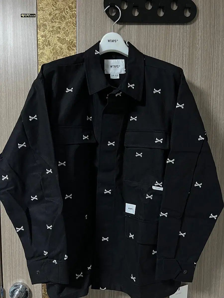 wtaps(ダブルタップス) 22SS クロスボーン ジャングルシャツ ブラック