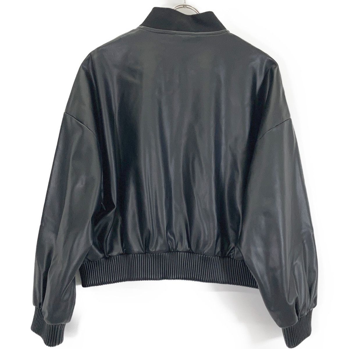 ZARA ザラ ﾌﾞﾗｯｸ ﾌｪｲｸﾚｻﾞｰ ﾎﾞﾝﾊﾞｰｼﾞｬｹｯﾄ M - メルカリ