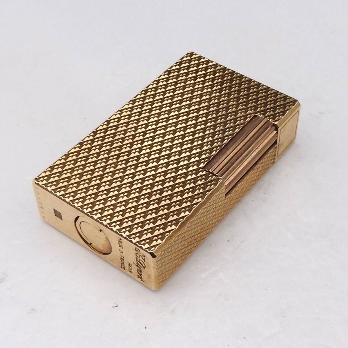 S.T. Dupont ライター クロコダイルレザー ゴールド　　着火未確認 S.T.Dupont デュポン ライター ゴールド色 着火未確認① 【公式通販】