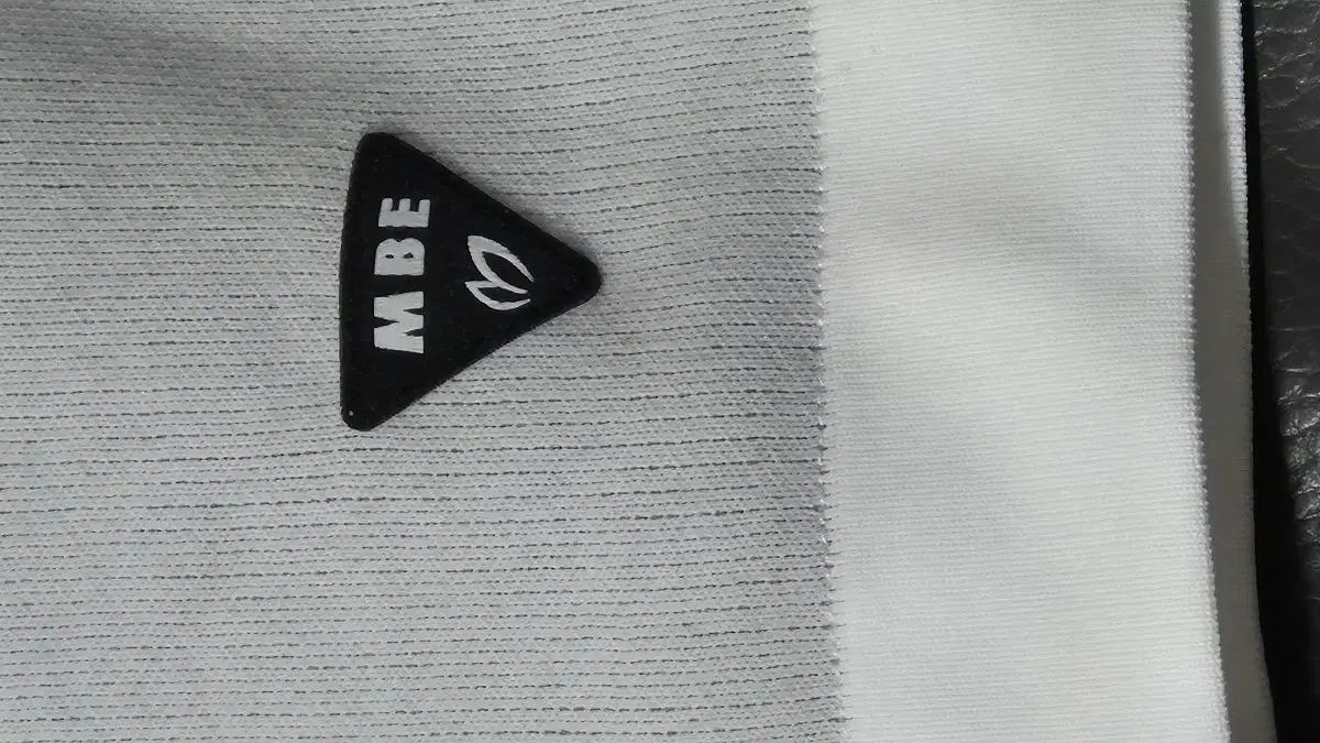 マスターバニーエディション ゴルフ (防風裏地) ニットフーディー