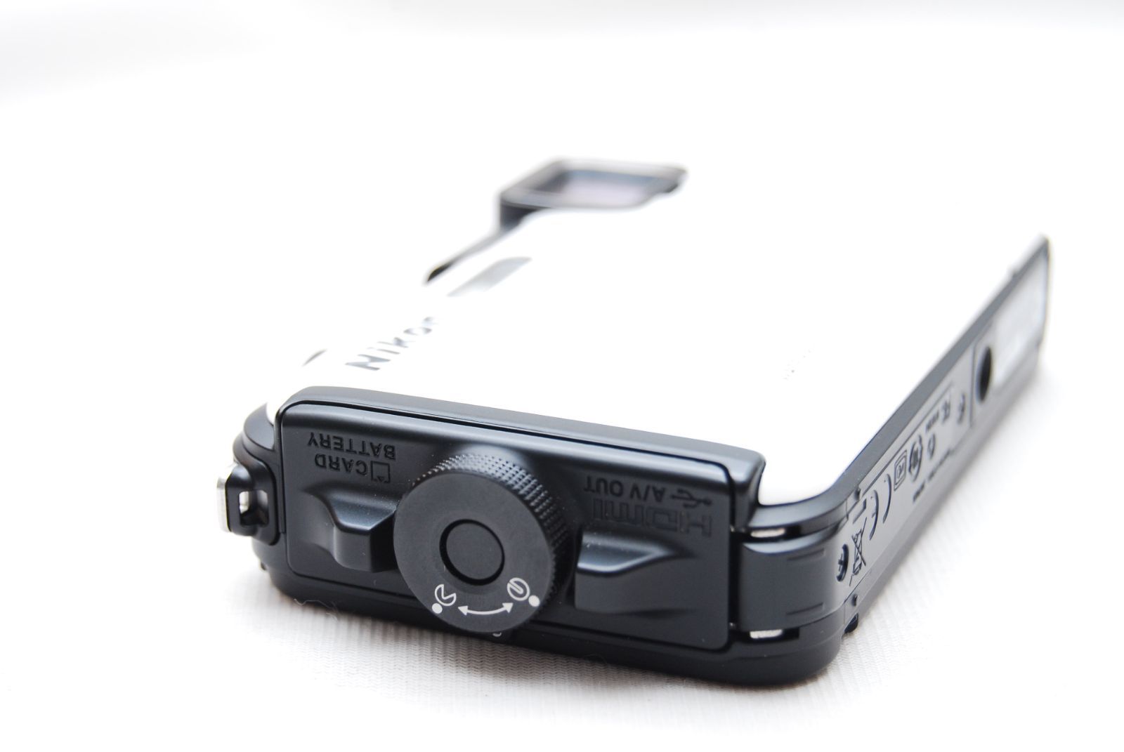 ☆美品 Nikon デジタルカメラ COOLPIX AW100 ナチュラルホワイト