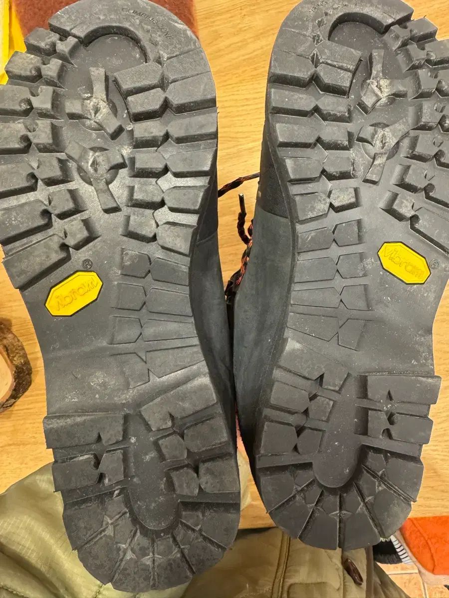  コーロンスポーツ GORE-TEX ゴアテックス 登山靴 250 登山靴 トレッキングシューズ アウトドアシューズ