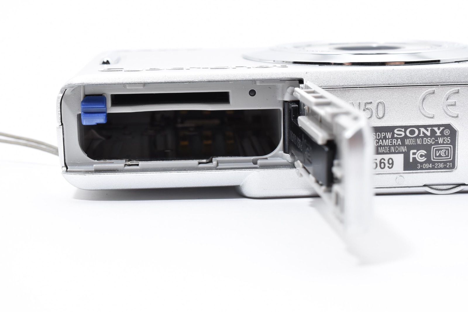 美品】ソニー SONY Cyber-Shot DSC-W35 シルバー コンパクトデジタル