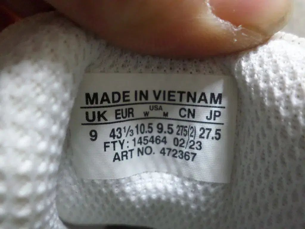  275 SALOMON ACS 白 スニーカー トレッキングシューズ 靴 登山靴 トレッキングシューズ アウトドアシューズ