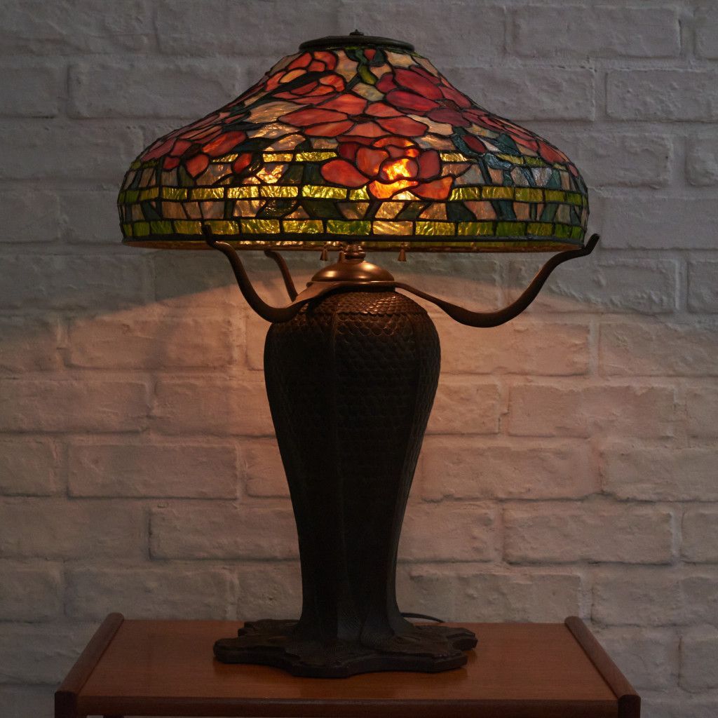 ステンドグラス ティファニーランプ 花模様 テーブルランプ アール