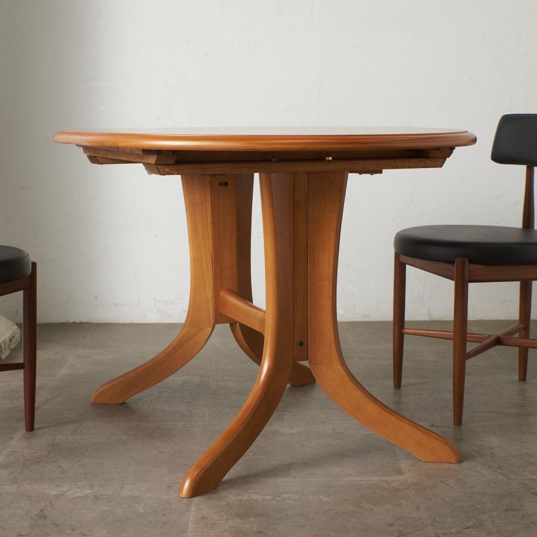 英国 ヴィンテージ オーバル ダイニングテーブル エクステンション