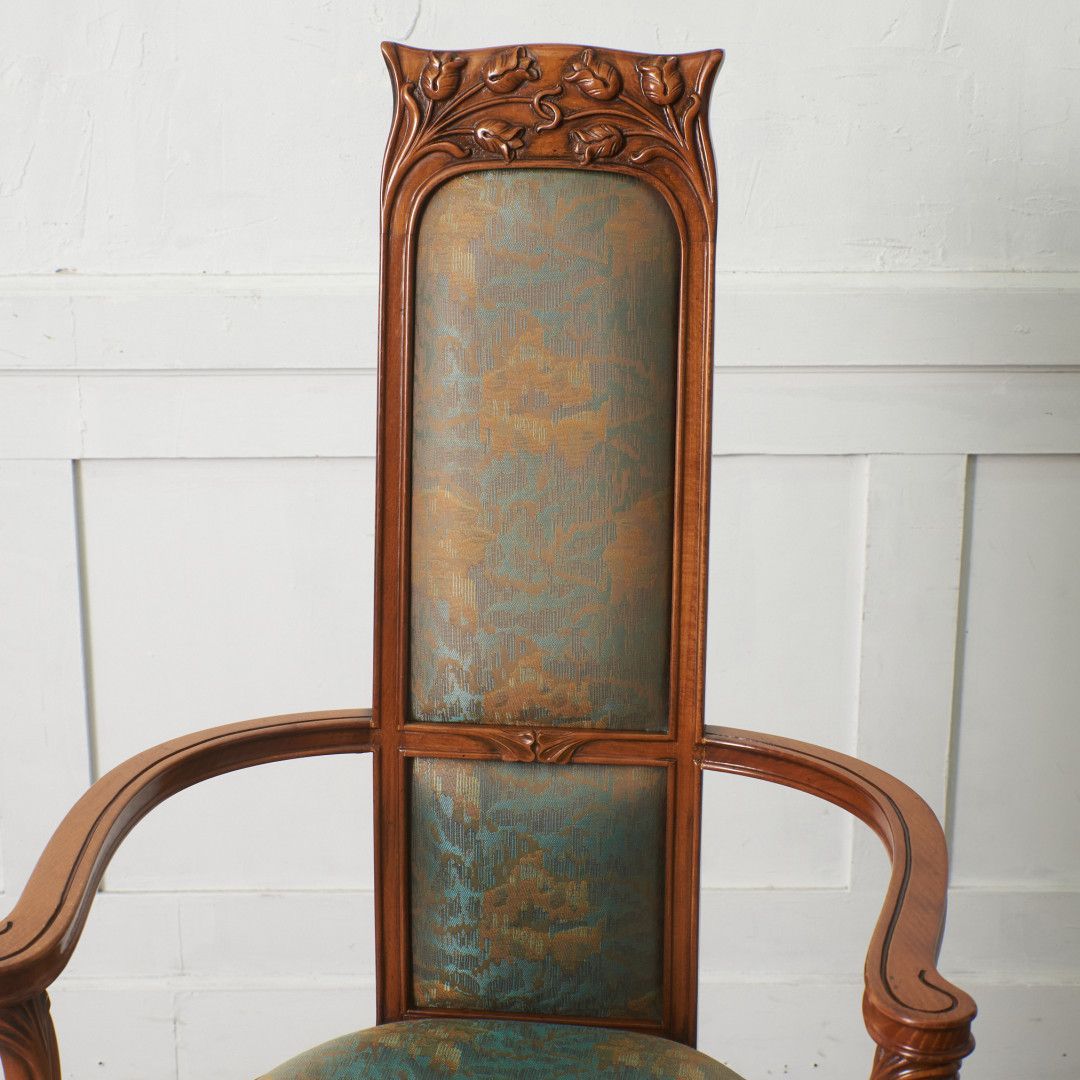 イタリア medea アームチェア ダイニングチェア 木彫刻 ビーチ