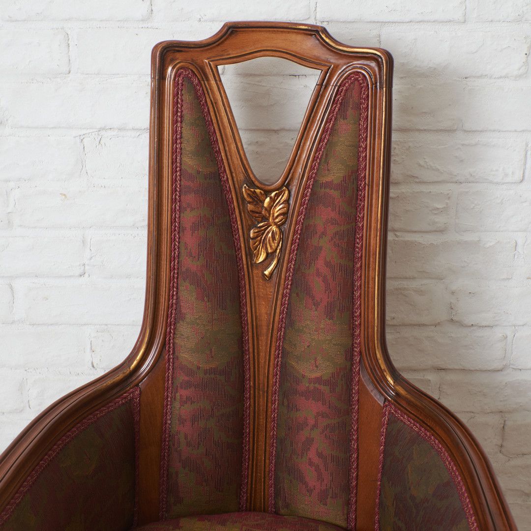 イタリア medea アームチェア 木彫刻 ビーチ 木製 ダイニングチェア