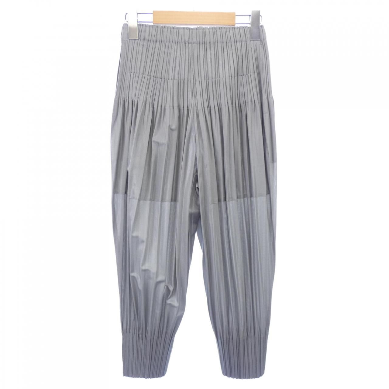 プリーツプリーズ PLEATS PLEASE PP55-JF402 パンツ - メルカリ