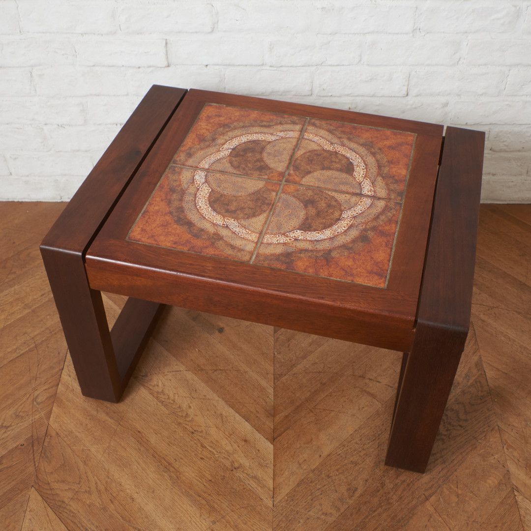 木製タイル装飾センターテーブル デンマーク ヴィンテージ タイルトップ コーヒーテーブル 北欧 チーク