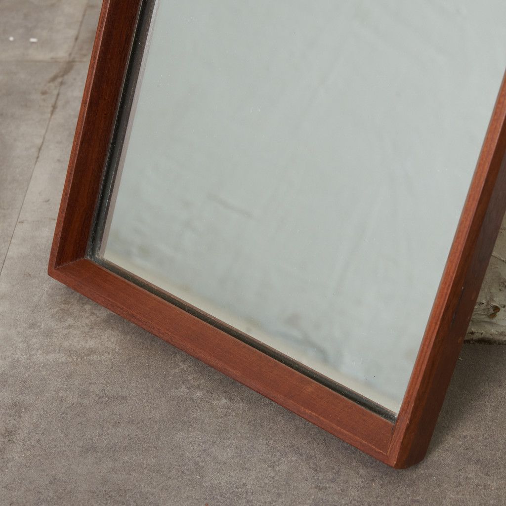 ビンテージ チーク材 ウォールミラー 壁掛けミラー 鏡姿見店舗什器北欧デンマーク デンマークヴィンテージ 鏡 チーク材 ウォールミラー 北欧インテリア