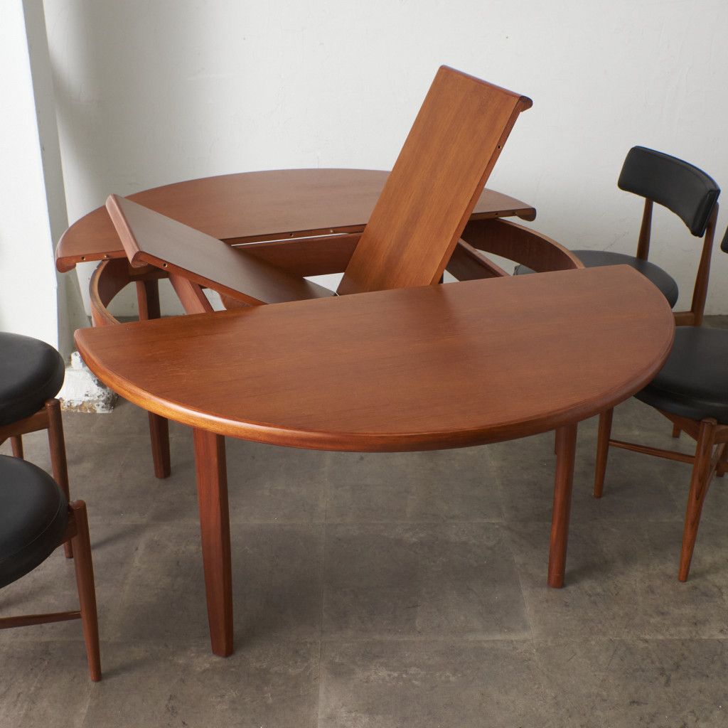 英国 ヴィンテージ エクステンション ラウンドテーブル チーク 伸長