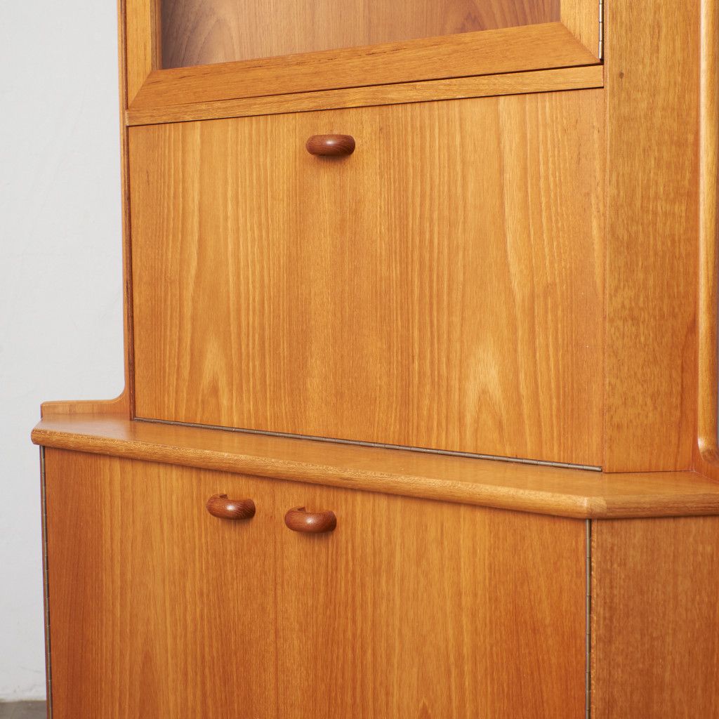 鍵付 Turnidge コーナーキャビネット 英国 ヴィンテージ 飾り棚 食器棚