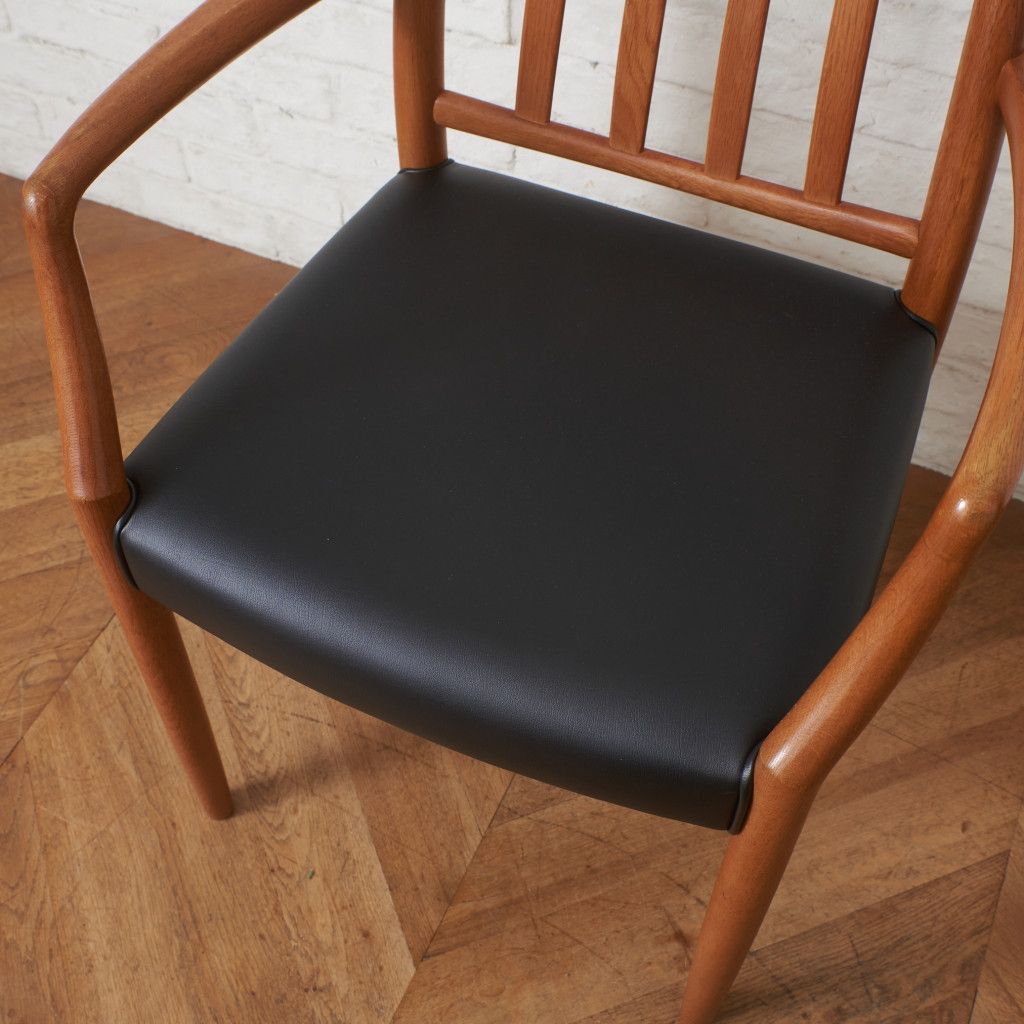 張替済 日進木工 GROW アームチェア Natural Brown ダイニングチェア