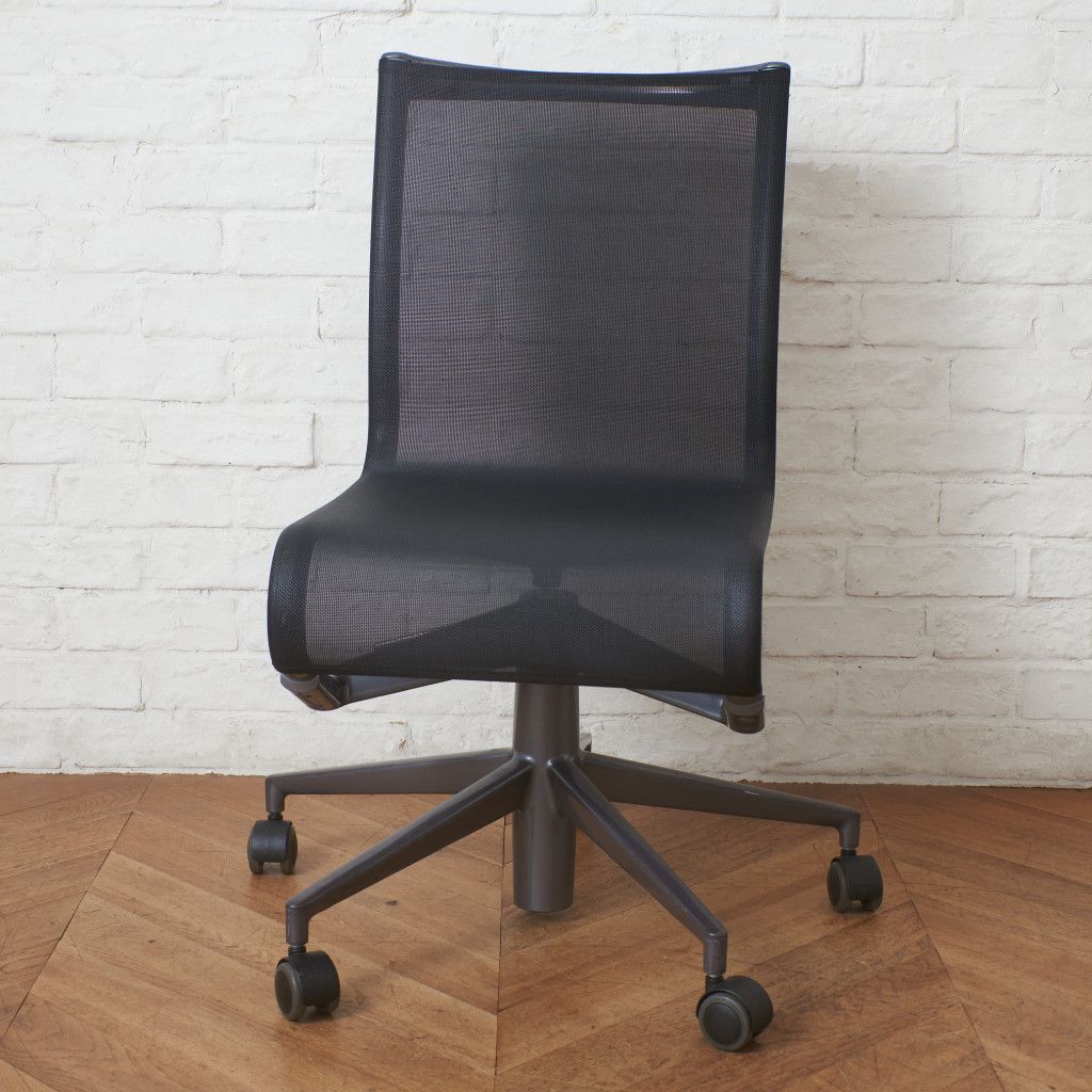 カッシーナ Alias ローリングフレーム キャスター スウィベルチェア 椅子 チェア デスクチェア イタリア cassina アリアス 94922