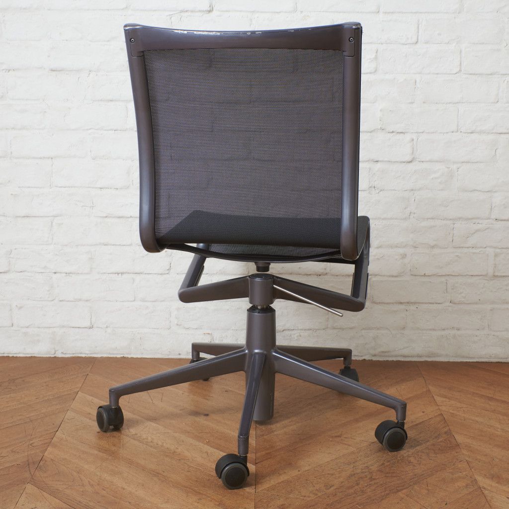 cassina アリアス