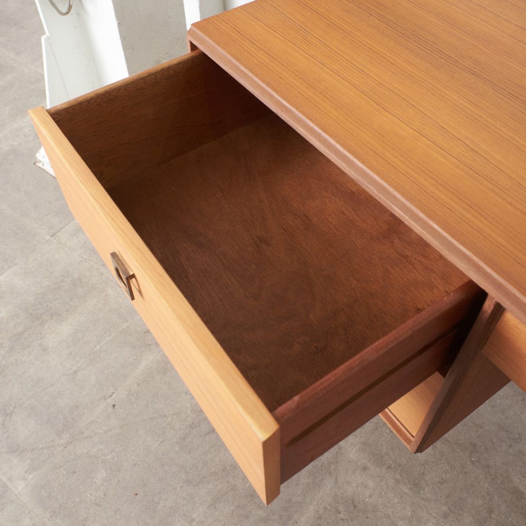 レア G-PLAN Form FIVE ヴィンテージ デスク チーク 英国 ジープラン