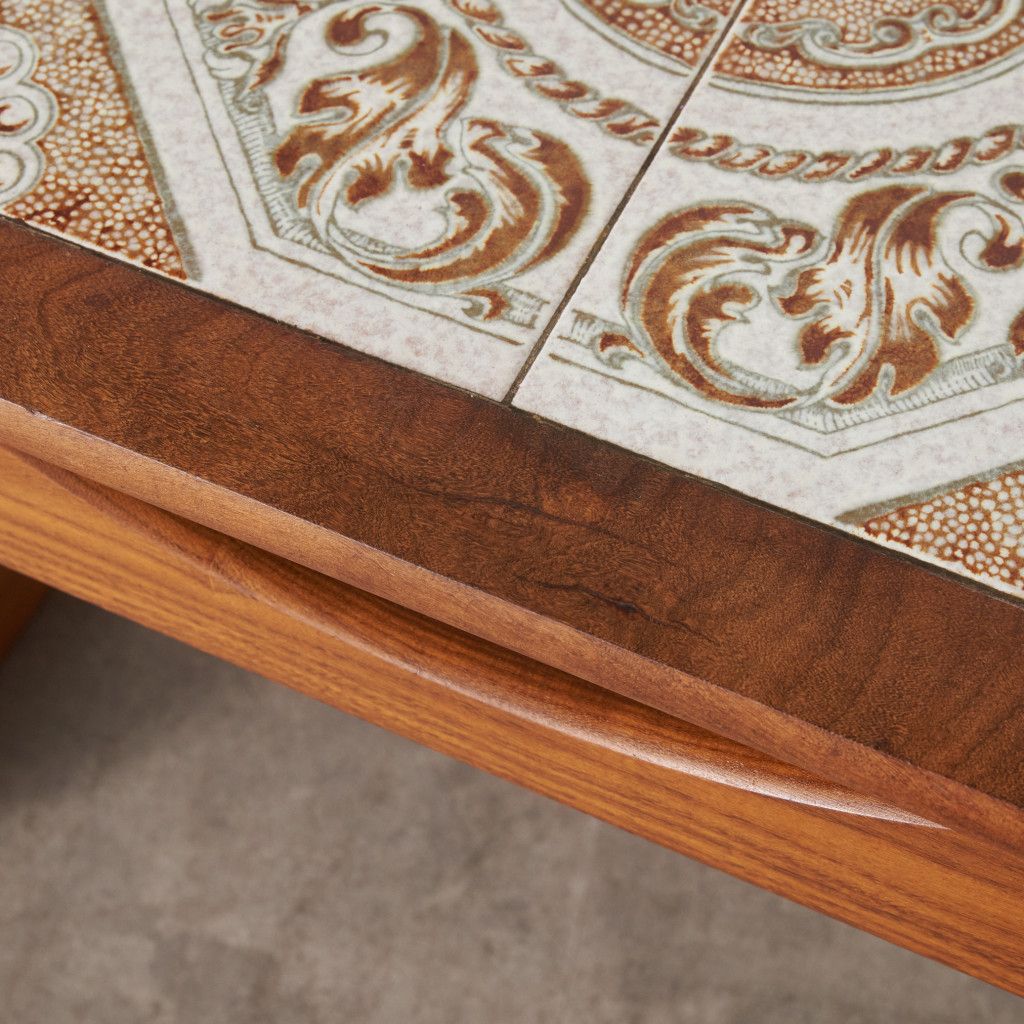 英国 ヴィンテージ タイルトップ コーヒーテーブル 木製 ミッド