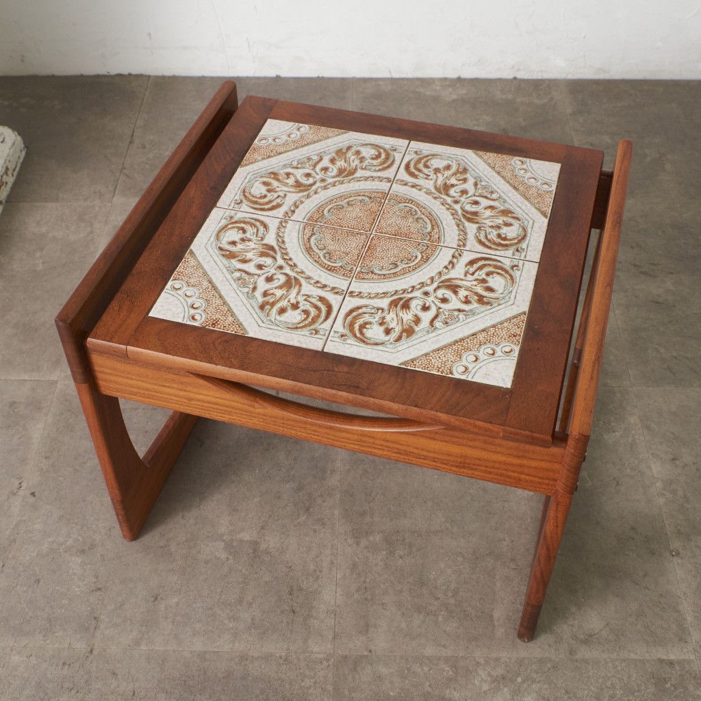 英国 ヴィンテージ タイルトップ コーヒーテーブル 木製 ミッド