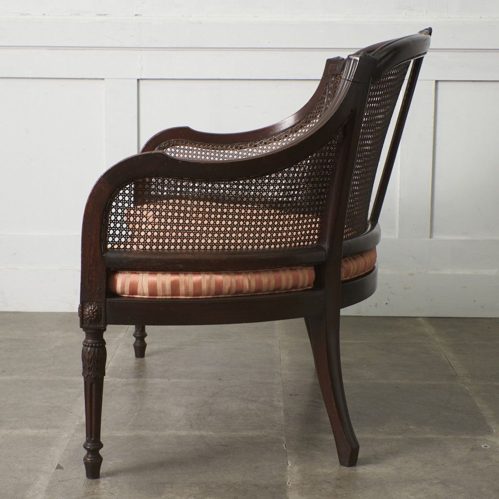 二人がけチェア　アンティーク クラシック 籐張り 2人掛け ソファ アームチェア 長椅子 2P ラウンジ