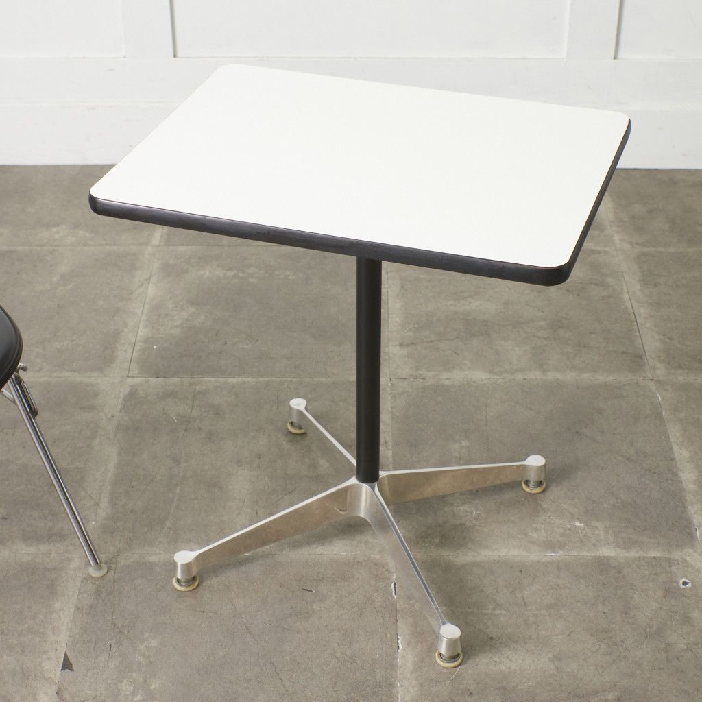 ハーマンミラー Herman Miller コントラクトベース テーブル イームズ コーヒーテーブル 白 ミーティングテーブル Eames 正規品  96491 - メルカリ
