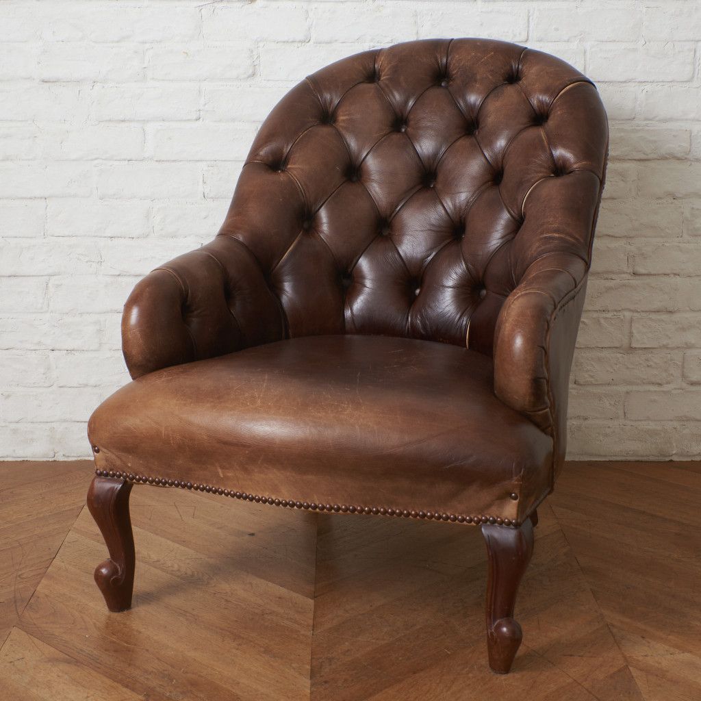 英国 アンティーク チェスターフィールド クラブチェア 本革 鋲 ボタン 1人掛け ソファ ラウンジチェア 椅子 クラシック 西欧 96944