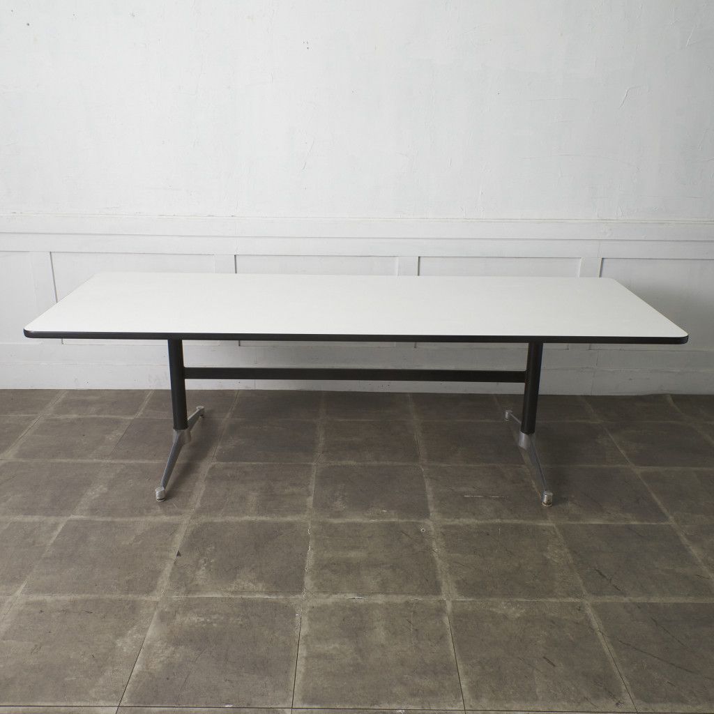 送料込Herman Millerイームズ コントラクトベーステーブル ビンテージ Herman Miller（ハーマンミラー） 【正規品／12年保証】 コントラクト