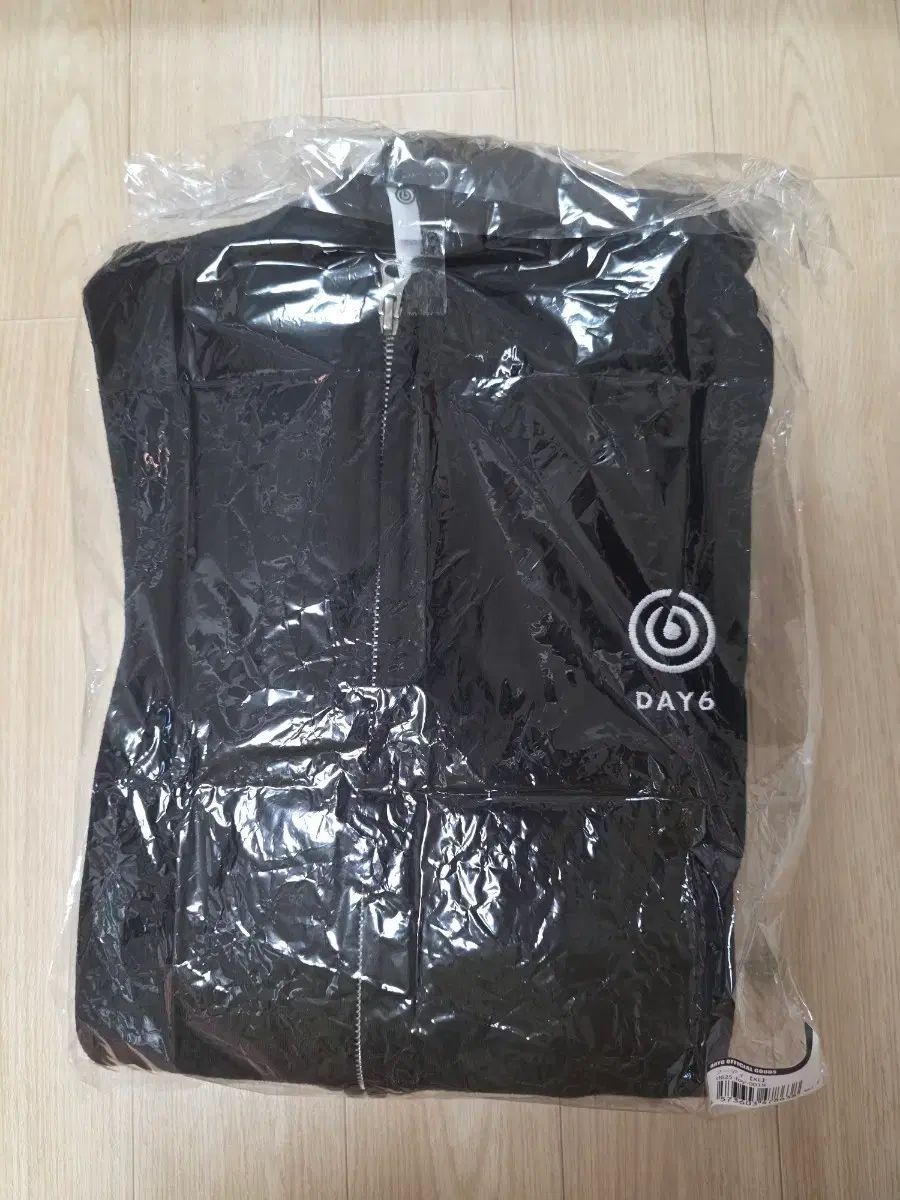 DAY 6 デイシックス FOREVER YOUNG 日本 グッズ フードジップアップ XL