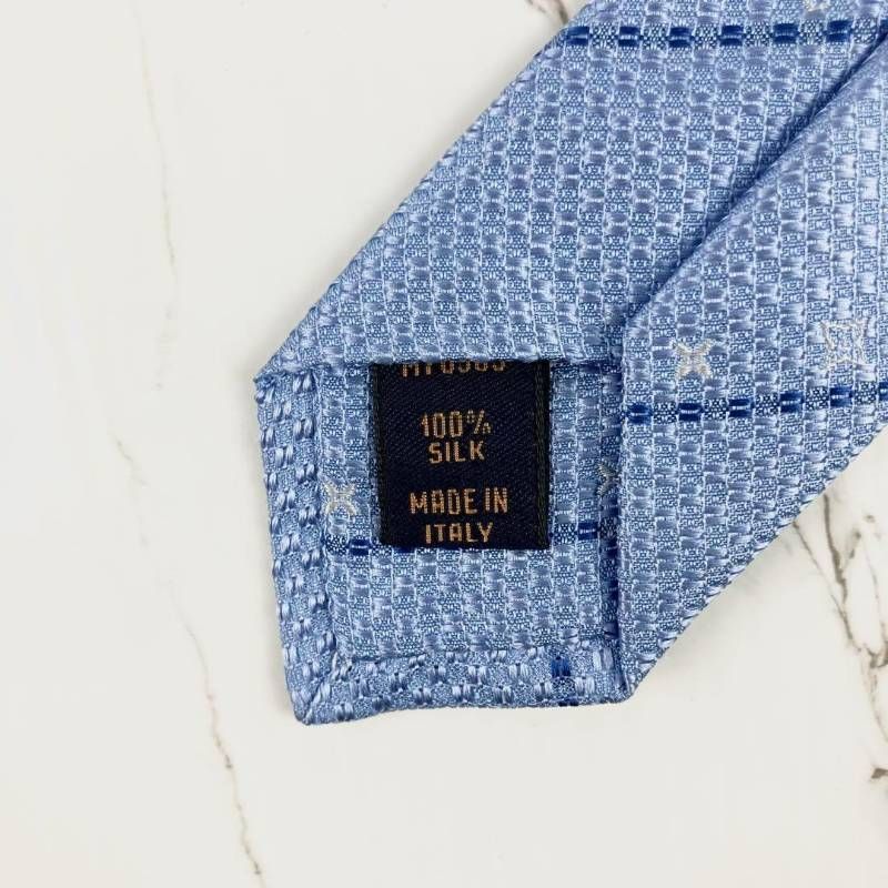 未使用に近い LOUIS VUITTON ルイヴィトン ネクタイ クラヴァット