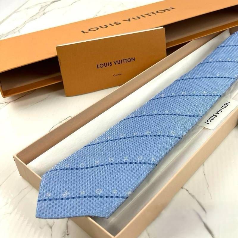 未使用に近い LOUIS VUITTON ルイヴィトン ネクタイ クラヴァット