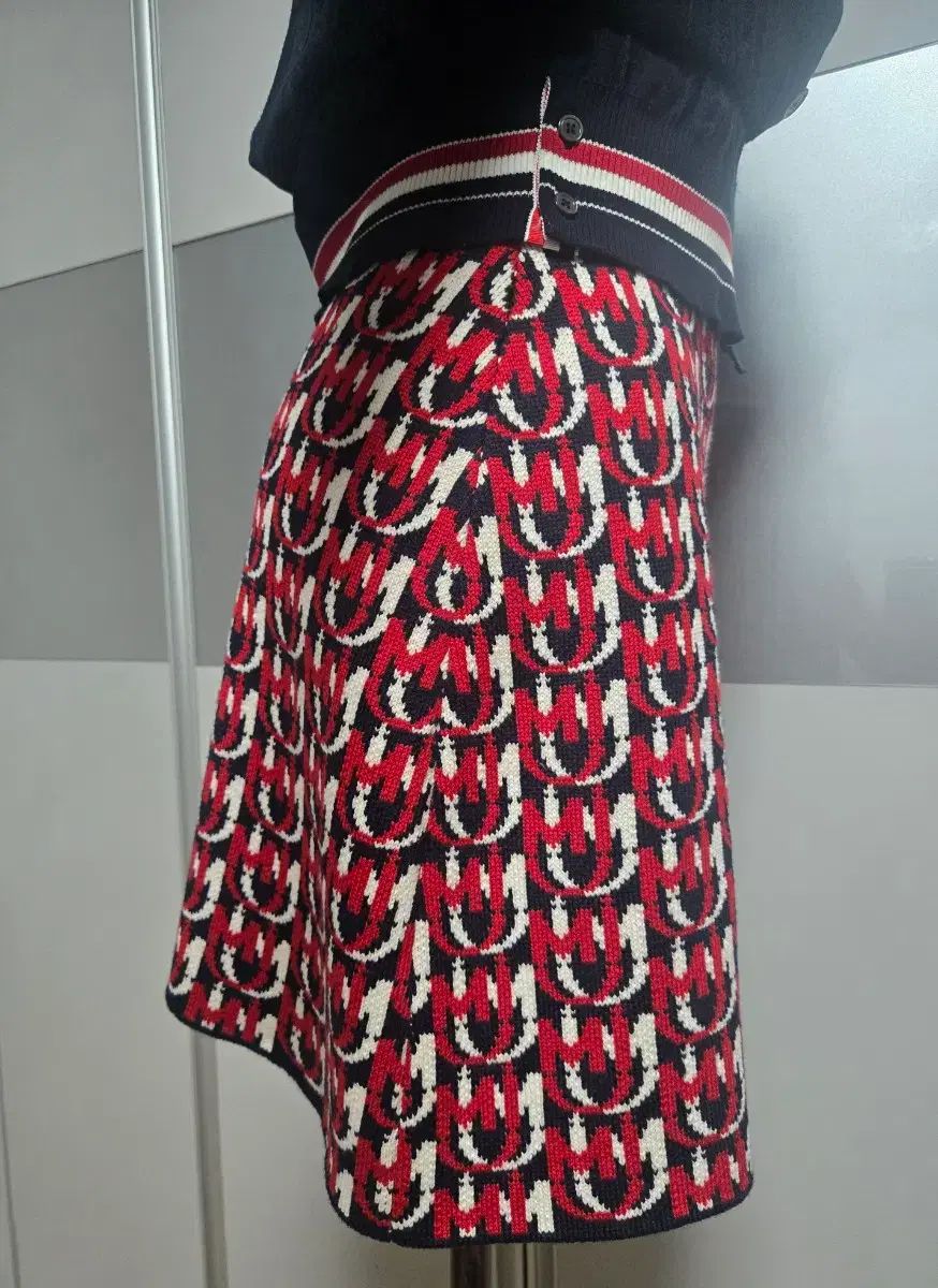 MIU MIU ミュウミュウ ロゴデザイン ニット スカート - メルカリ