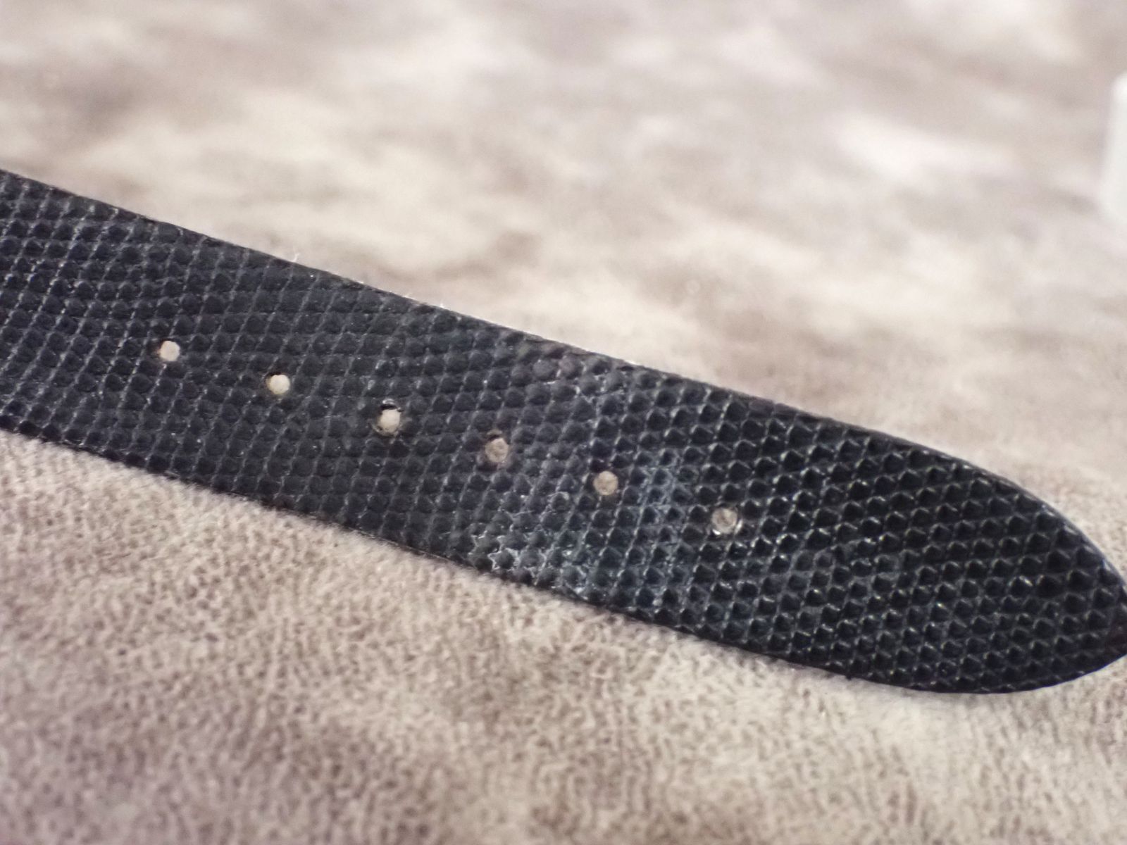 スクエア ゴールドカラー