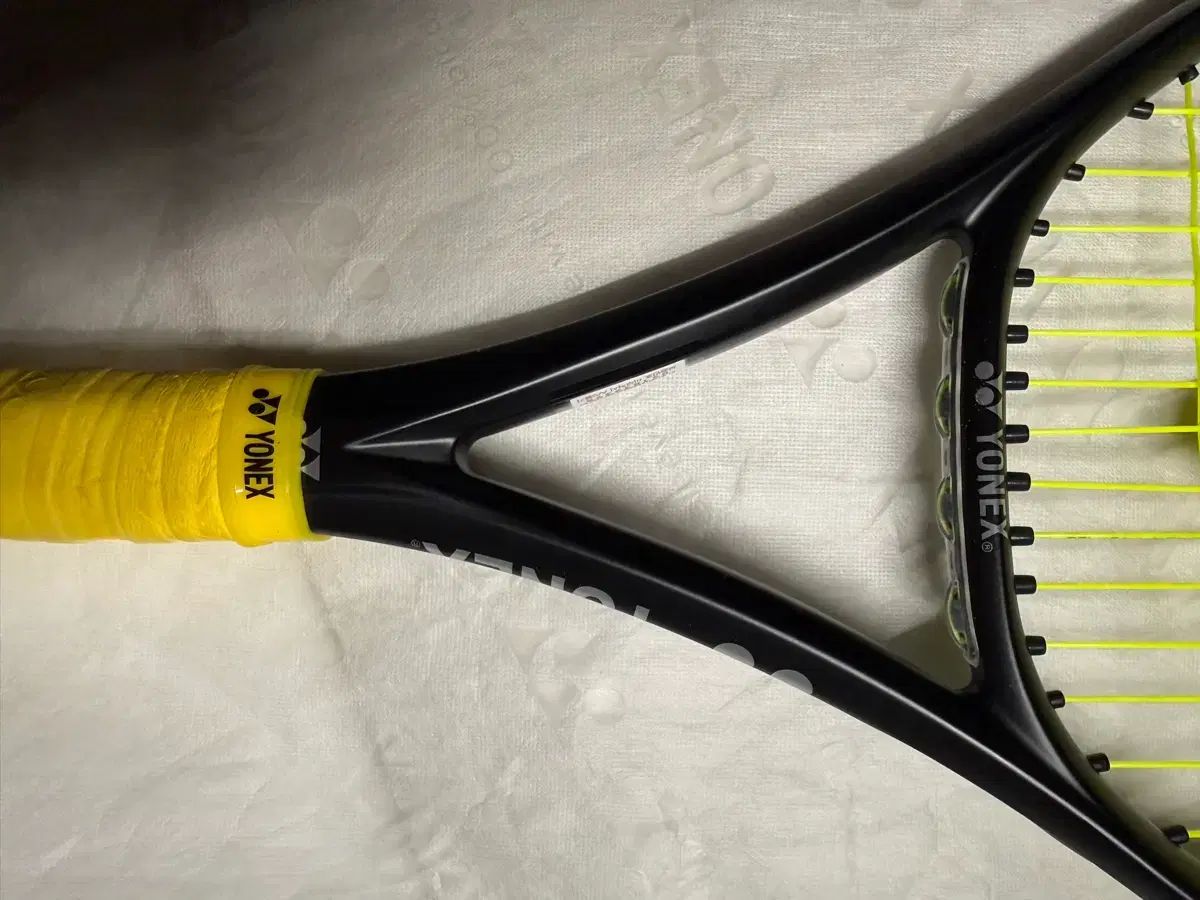 YONEX ヨネックス イゾン 98 テニスラケット 305g 2024年 アクア