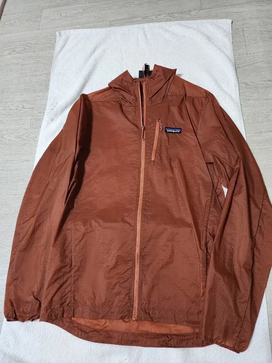 パタゴニア メンズ フーディーニ ジャケット S 軽量 ウィンドブレーカー