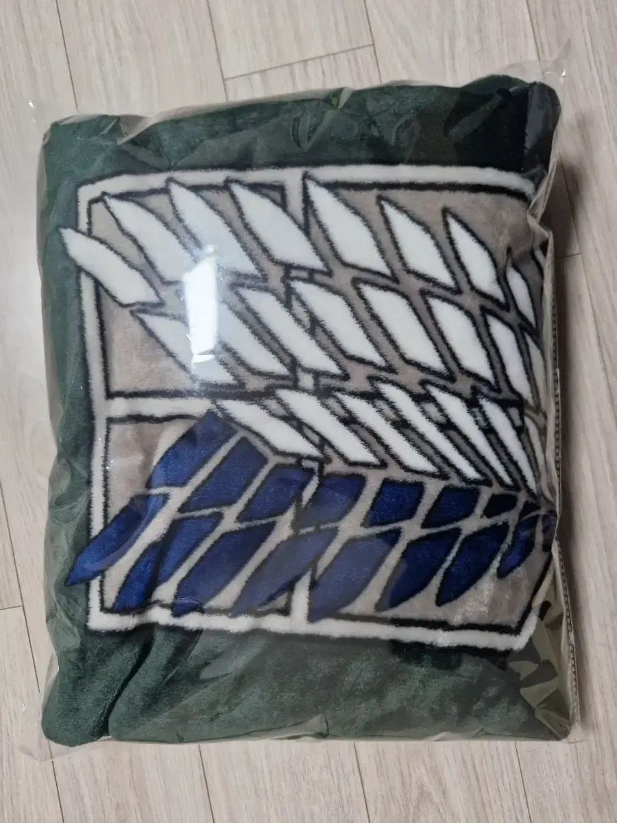 進撃の巨人 調査兵団 ブランケット 暖かく入手しました