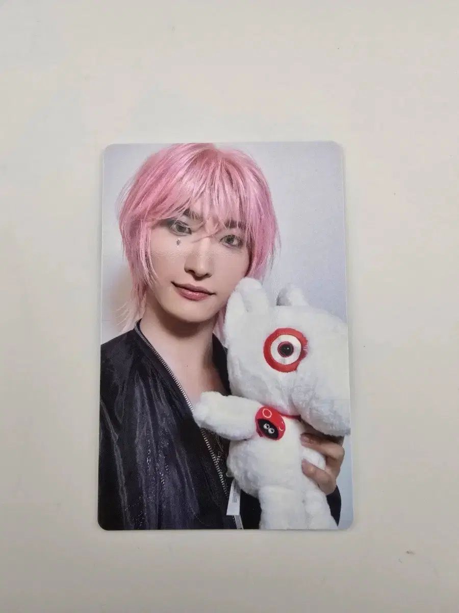 ATEEZ アメリカ アオンマ Tシャツ TARGET us 特典 ソンファ - メルカリ