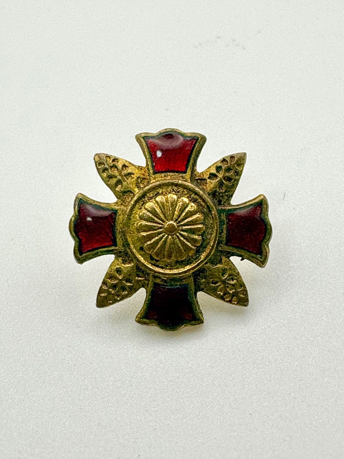 日本傷痍軍人会 記章 勲章 菊花紋章 バッジ レトロ アンティーク