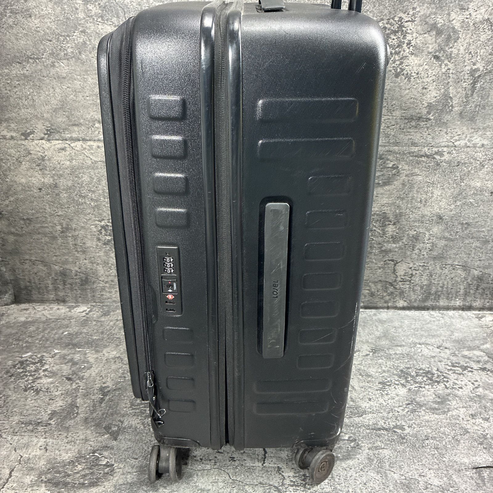 拡張あり スーツケース