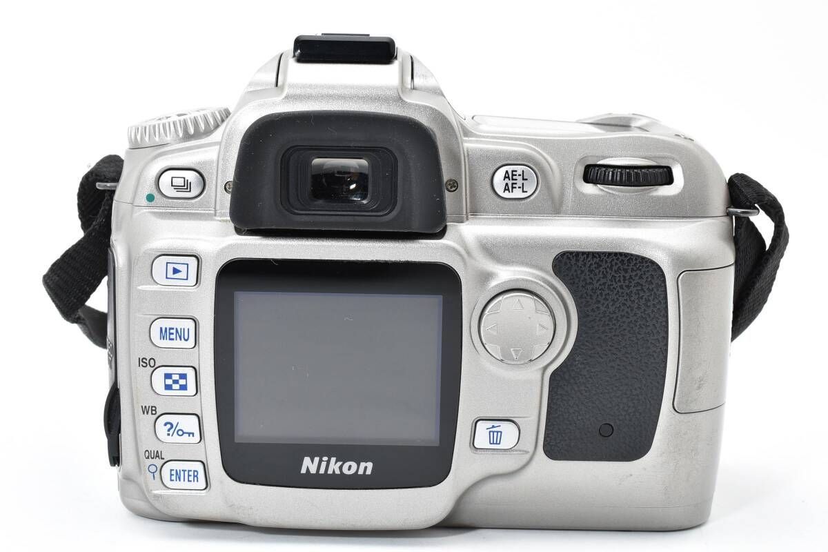 Nikon D50 ニコン シルバー 18-55 動作確認済 ☆極上品《ショット回数3,440回》☆ Nikon ニコン D50 + AF-S DX