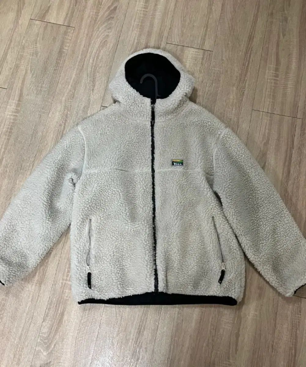 【希少】BURBERRY BLACK LABEL ホワイト×ブラック ブルゾン 希少☆BURBERRY BLACK LABEL ジップアップニットブルゾン BLACK LABEL