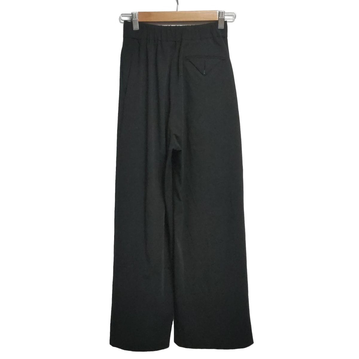 yori shirocon ヨリ　シルキードレスパンツ　新品未使用　ブラック36 yori shirocon シルキードレスパンツ 34