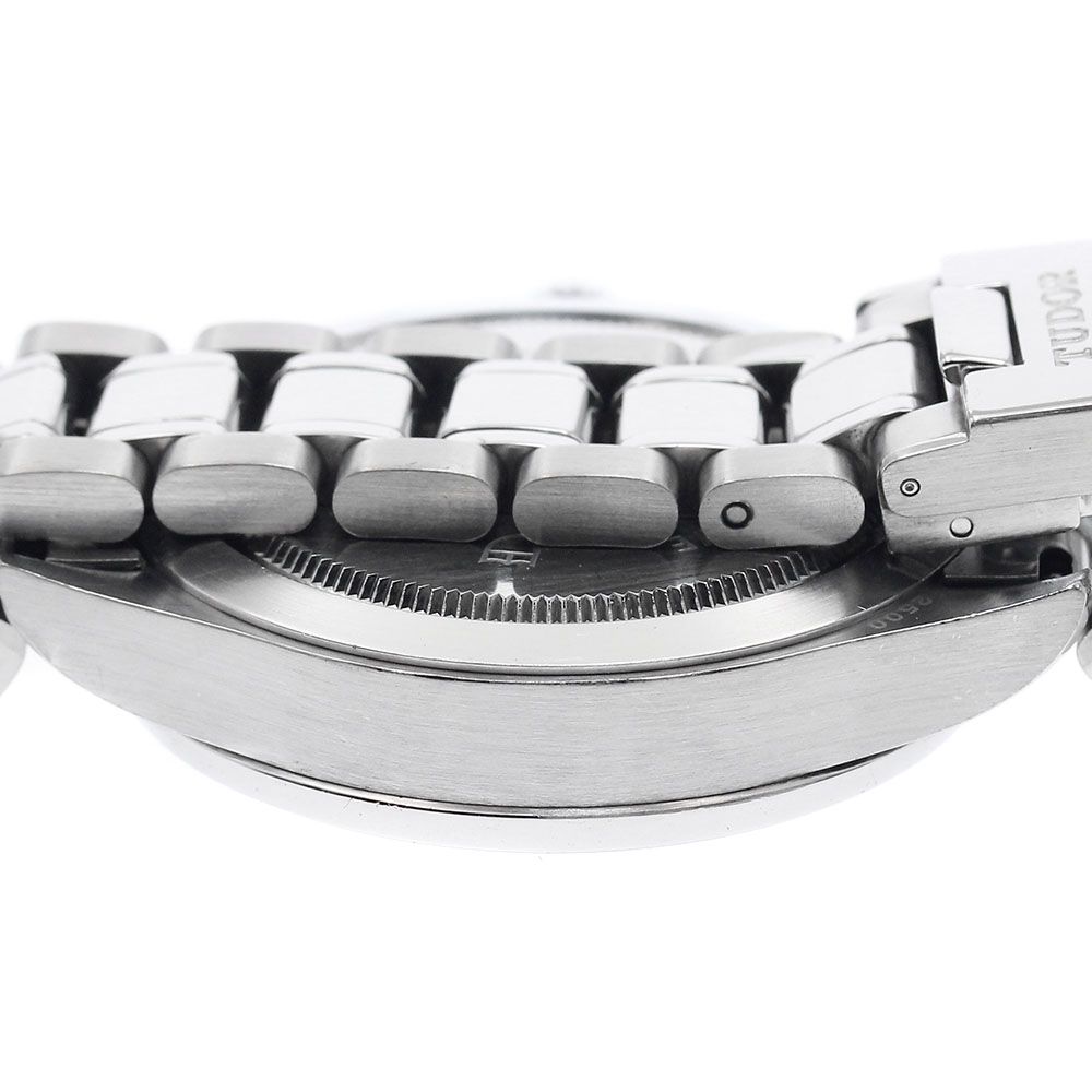 チュードル TUDOR