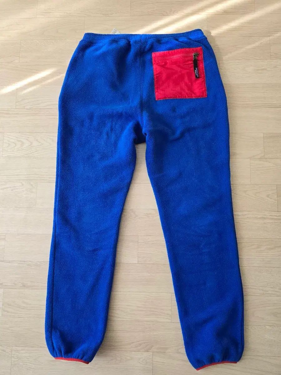 Synchilla シンチラ