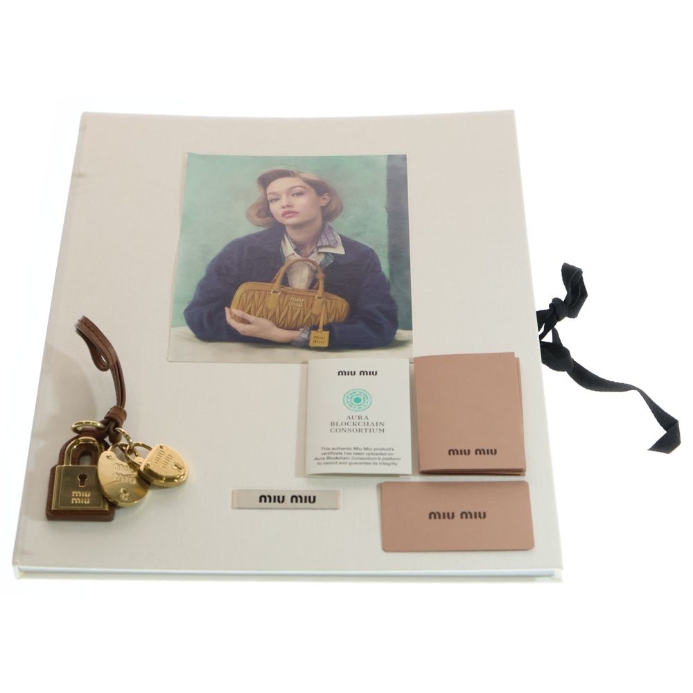 miumiu (ミュウミュウ) ボー スモール ハンドバッグ ミニバッグ