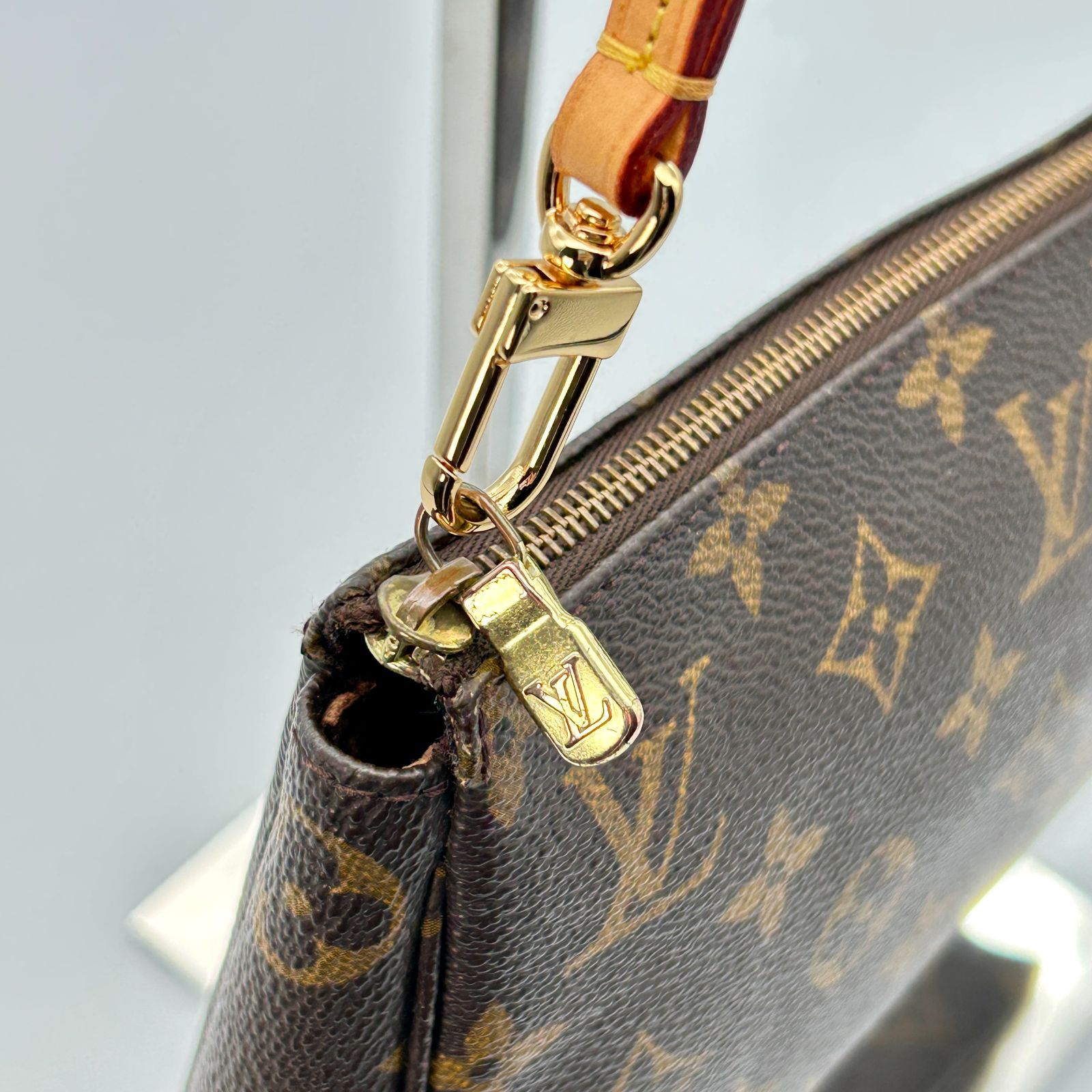 Louis Vuitton ルイヴィトン モノグラム ポシェット アクセソワール