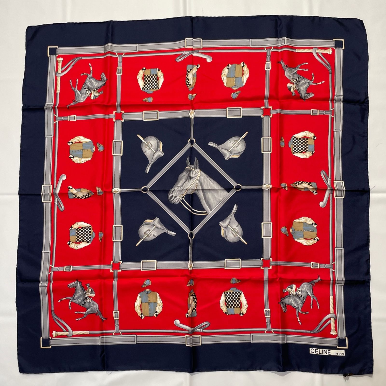 2512-102｜美品｜セリーヌ スカーフ シルク ネイビー タグあり - メルカリ